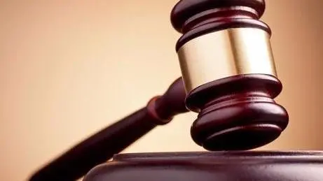 韩检方在查抄令中认为前总统文在寅涉嫌受贿